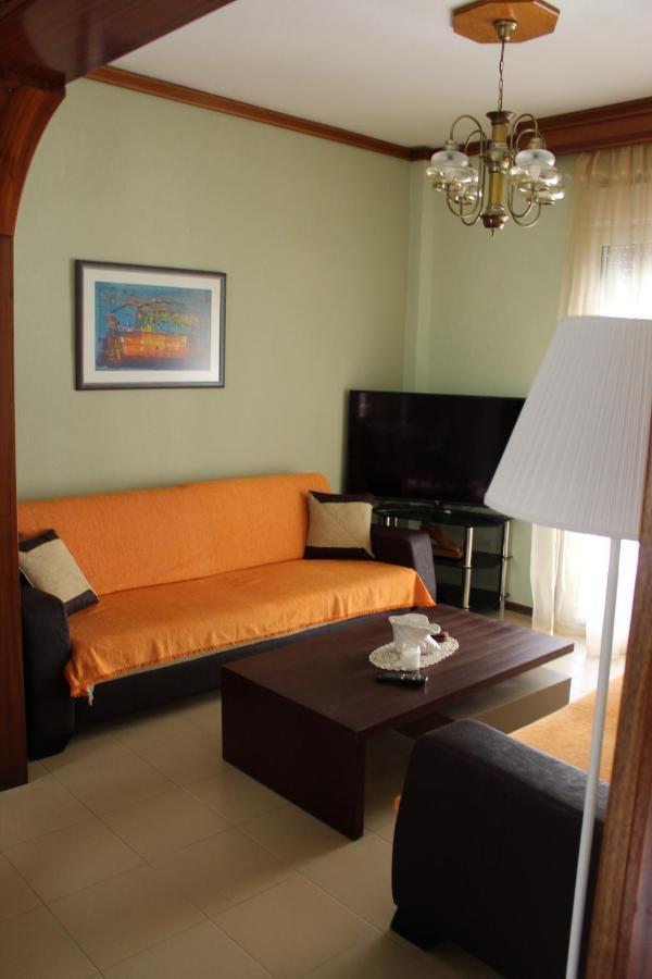 Comfortable Apartment In The Center Of Alexandroupolis エクステリア 写真