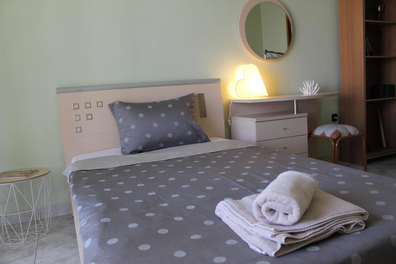 Comfortable Apartment In The Center Of Alexandroupolis エクステリア 写真